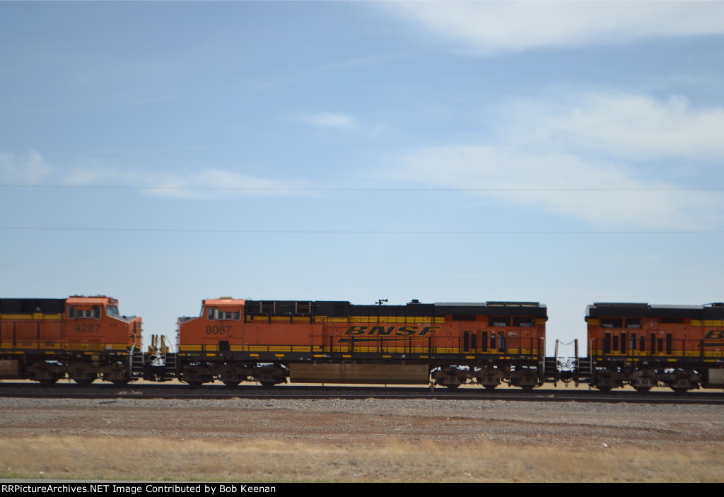 BNSF 8087